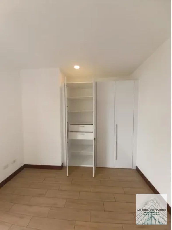 Inversionistas Venta apartamento Avenik de 2 hab - 12