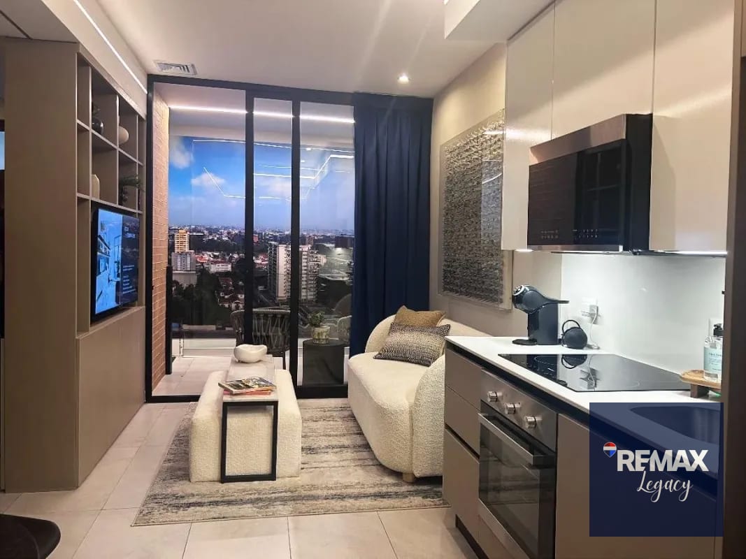 Apartamento Venta | Zona 10 | 2028 — Apartamento en Venta en Ciudad Vieja, Zona 10, Guatemala, Ciudad — foto 1 de 12