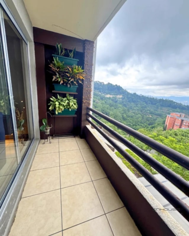 APARTAMENTO EN VENTA ZONA 16 BOSQUES DE EUSKADI - 8