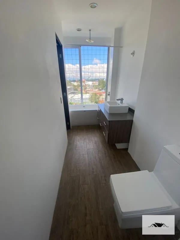 GANGA!!! APARTAMENTO EN VENTA: KM 14.5 calle paralela a Carretera a El Salvador, Edificio Destiny Sky Homes. — Apartamento en Venta en Destiny Sky Homes, Carretera a El Salvador, Guatemala, Ciudad — foto 6 de 11