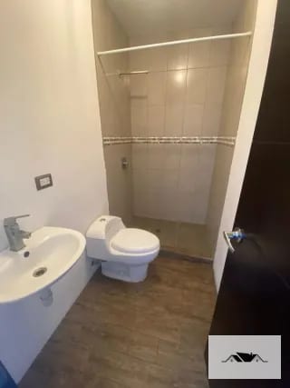 GANGA!!! APARTAMENTO EN VENTA: KM 14.5 calle paralela a Carretera a El Salvador, Edificio Destiny Sky Homes. — Apartamento en Venta en Destiny Sky Homes, Carretera a El Salvador, Guatemala, Ciudad — miniatura 5 de 11