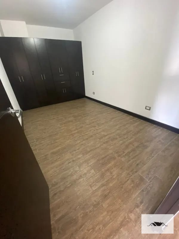 GANGA!!! APARTAMENTO EN VENTA: KM 14.5 calle paralela a Carretera a El Salvador, Edificio Destiny Sky Homes. — Apartamento en Venta en Destiny Sky Homes, Carretera a El Salvador, Guatemala, Ciudad — foto 4 de 11