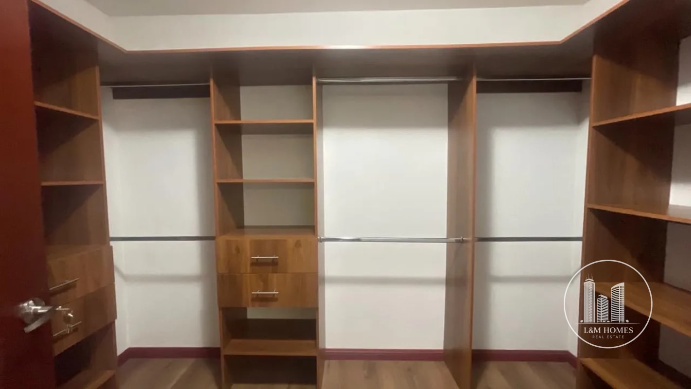 Lindo apartamento en renta en zona 16 Colonia La Montaña - 6
