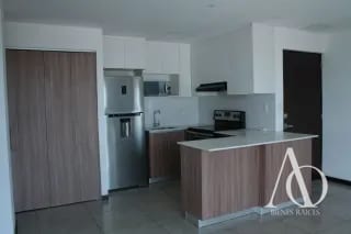 Apartamento en Alquiler / Venta  Edificio Telia, zona 15 VH2 N9 / EN DIRECTO 2025 02 — Apartamento en Venta en Telia, Zona 15, Guatemala, Ciudad — miniatura 1 de 7