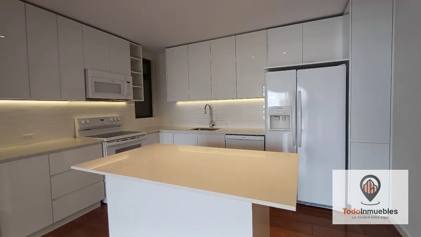 Apartamento en Renta en zona 10 Lucca - 8