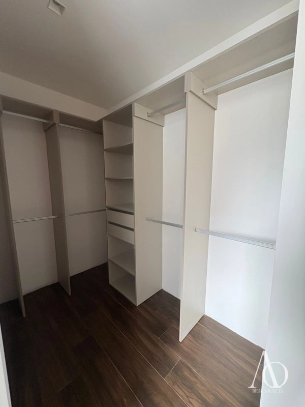 Apartamento en Alquiler / Venta Edificio Vila Quince, zona 15 VH2 N8 / EN DIRECTO 01 - 5