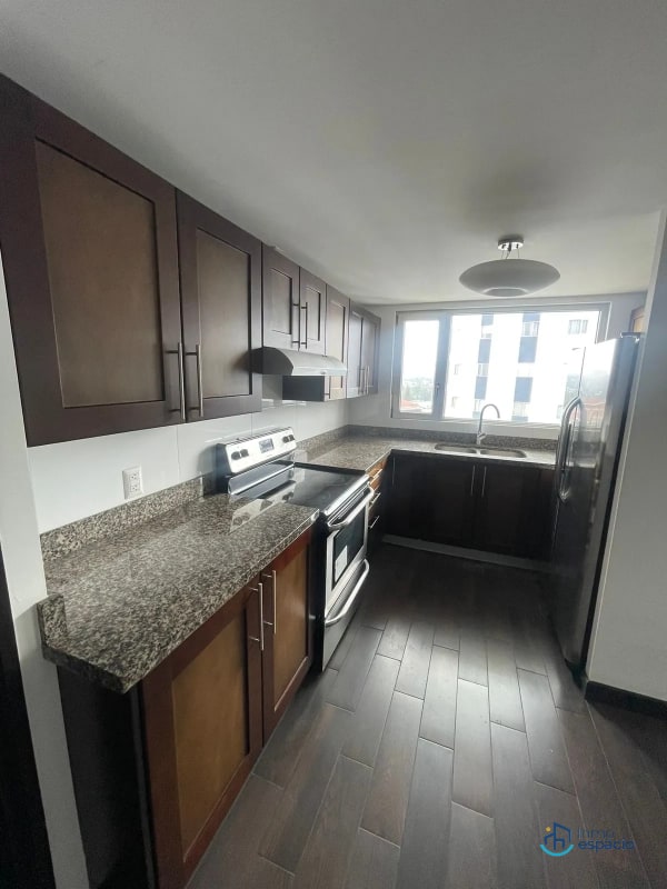 Apartamento en renta, Zona 14-Edificio Attica - 6