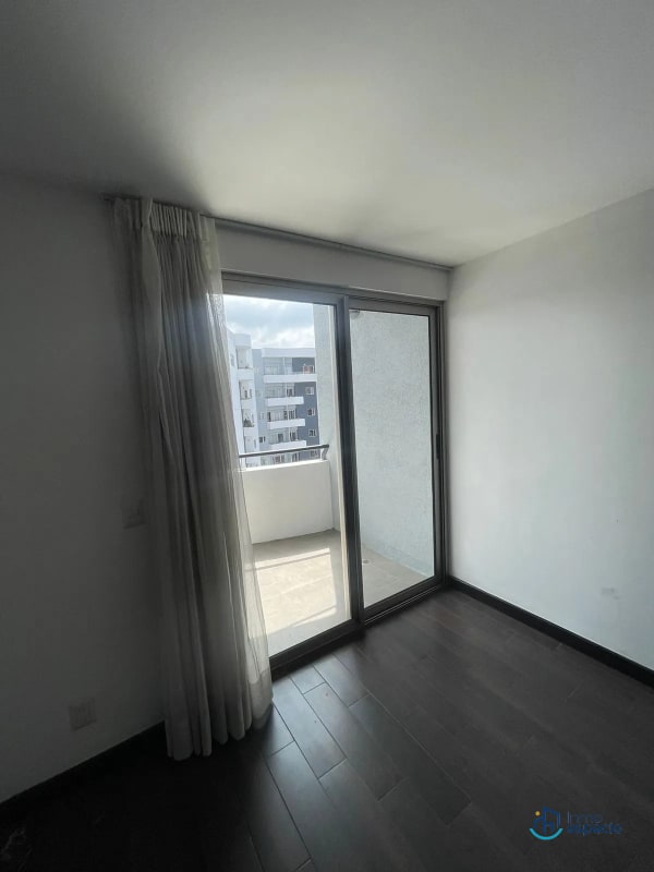Apartamento en renta, Zona 14-Edificio Attica - 3