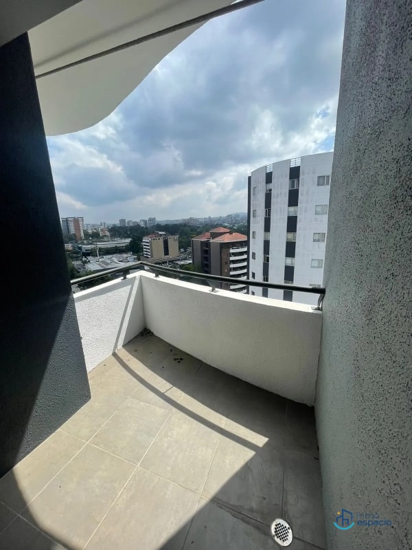 Apartamento en renta, Zona 14-Edificio Attica - 2