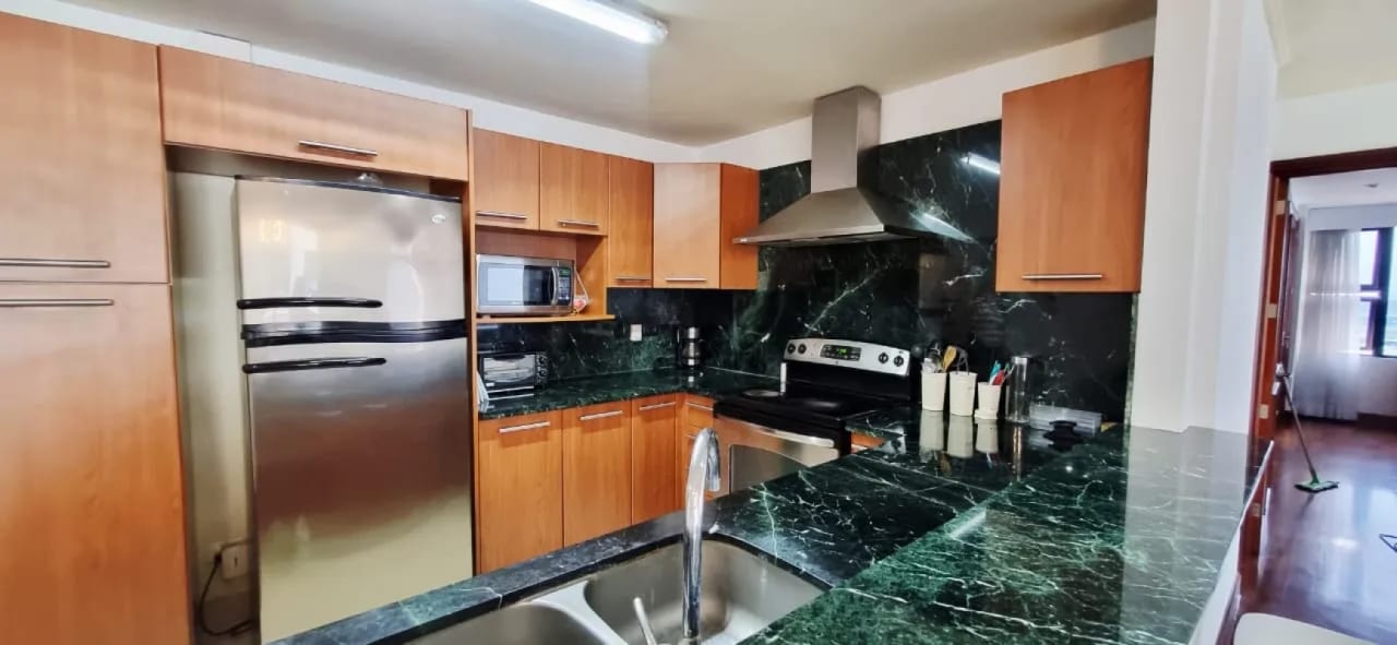 Venta de Apartamento Zona 14 Edificio Antiguo — Apartamento en Venta en San Patricio, Zona 14, Guatemala, Ciudad — foto 1 de 11