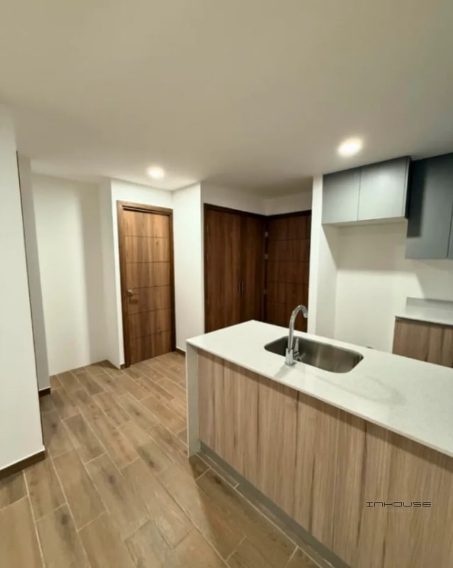 APARTAMENTO EN VENTA ZONA 14 -PARQUE 14- - 2