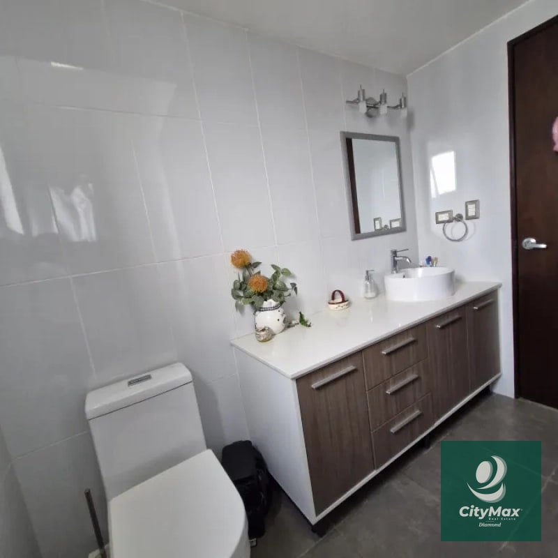 Apartamento en venta San Isidro 21/21 zona 16 - 8