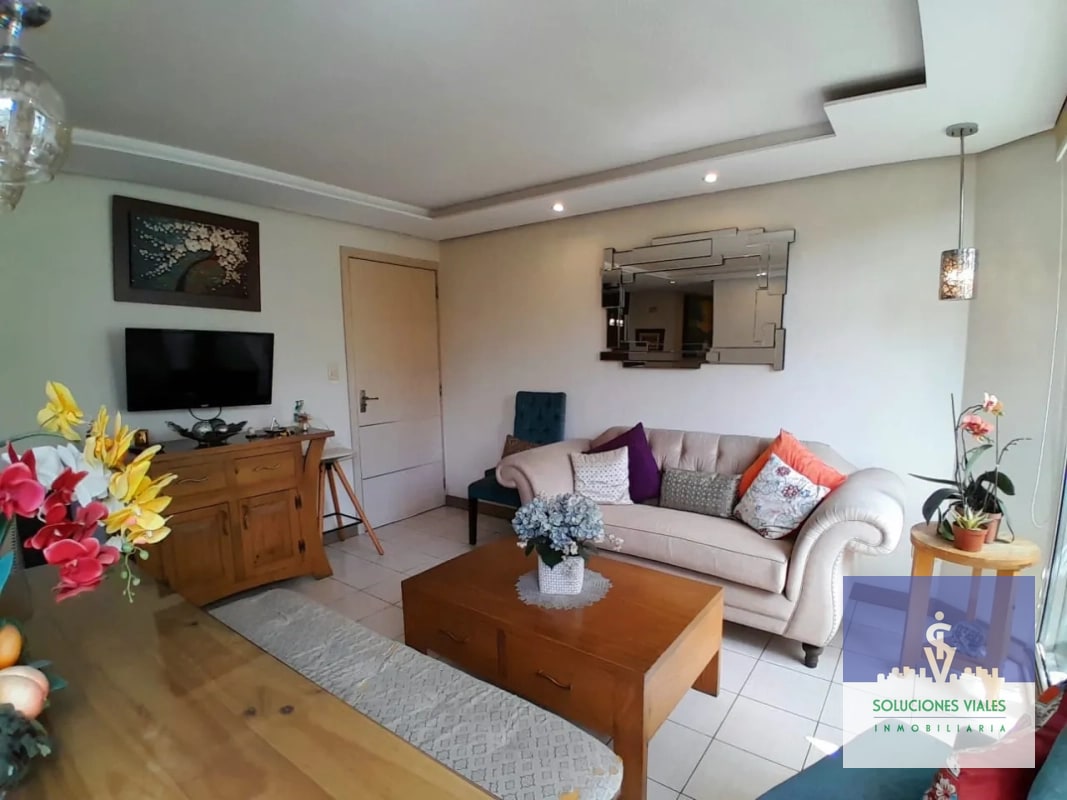 APARTAMENTO EN VENTA CON MEJORAS EN ALTOS DE SABANA, ZONA 17 - 8