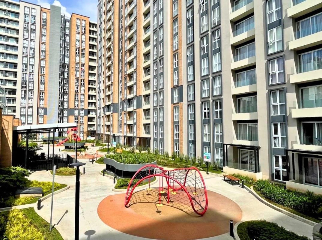 APARTAMENTO EN RENTA ZONA 7 PARQUE MATEO PRIMER NIVEL - 1