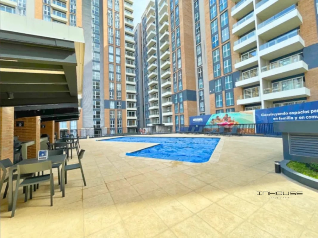 APARTAMENTO EN RENTA ZONA 7 PARQUE MATEO PRIMER NIVEL - 2