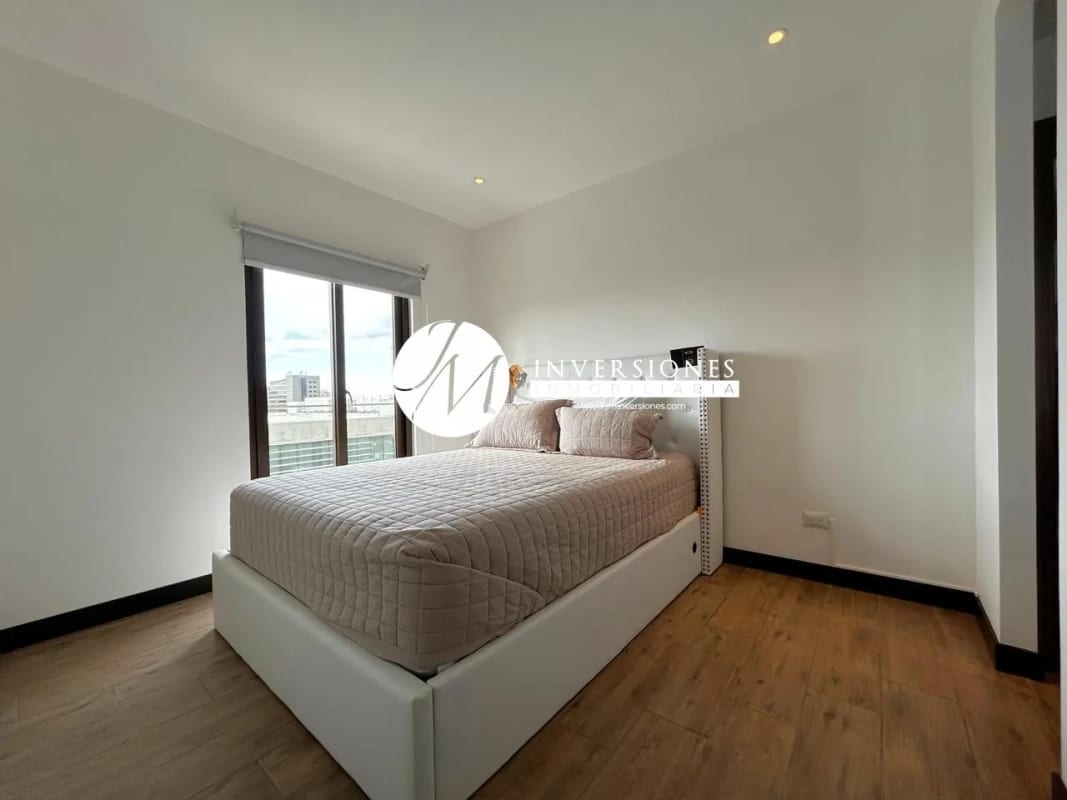 Apartamento en Venta Zona 10 — Apartamento en Venta en Zona 10, Guatemala, Ciudad — foto 6 de 10