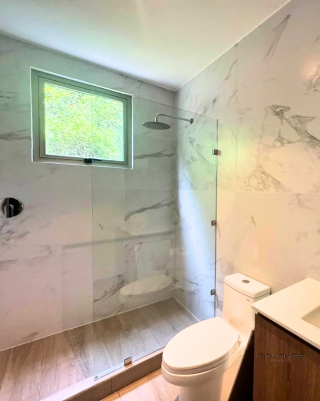 APARTAMENTO EN RENTA ZONA 13 IRIDIA CON TERRAZA - 9