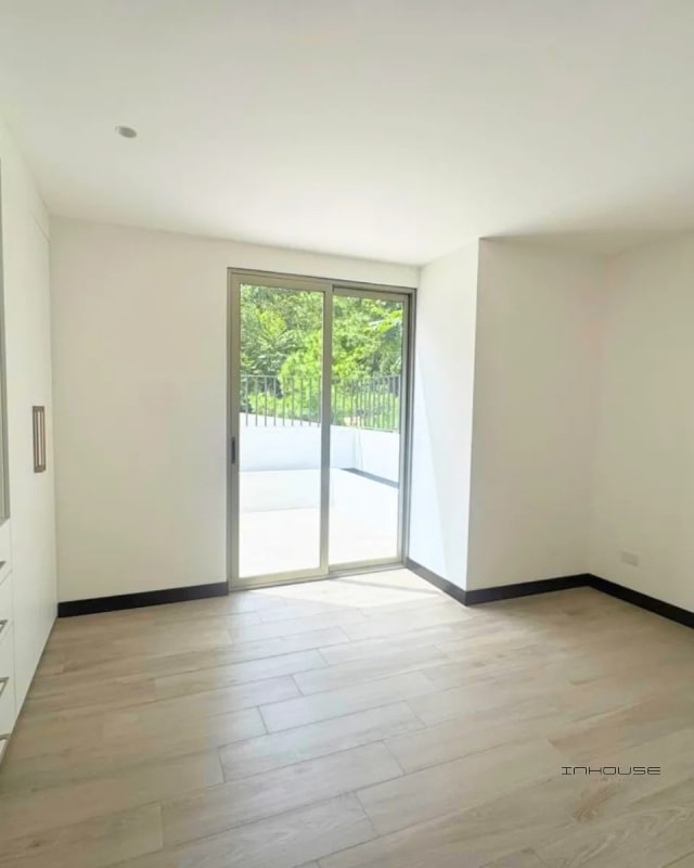 APARTAMENTO EN RENTA ZONA 13 IRIDIA CON TERRAZA - 10