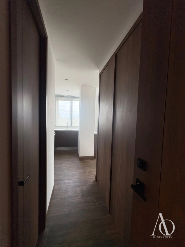 Apartamento en Alquiler Edificio Vila Quince, zona 15 VH2 N6-N7 / EN DIRECTO 04 - 2
