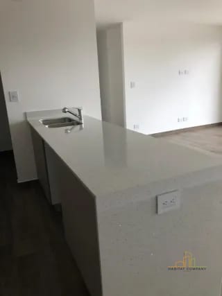 Apartamento en Renta zona 15- PARQUE 15 - Tiene vista hacia las piscinas-  — Apartamento en Alquiler en Zona 15, Guatemala, Ciudad — miniatura 2 de 8