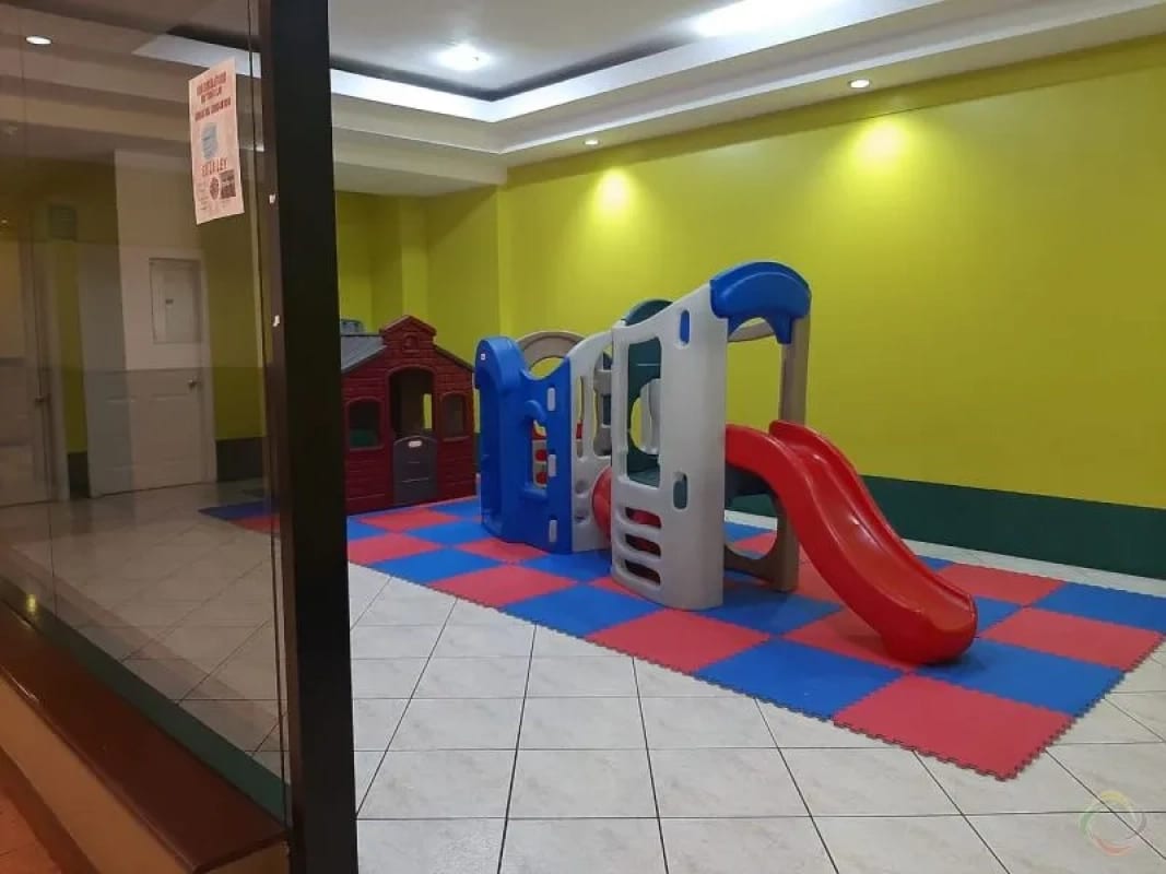 Apartamento en Renta Zona 10 — Apartamento en Alquiler en Zona 10, Guatemala, Ciudad — foto 2 de 8