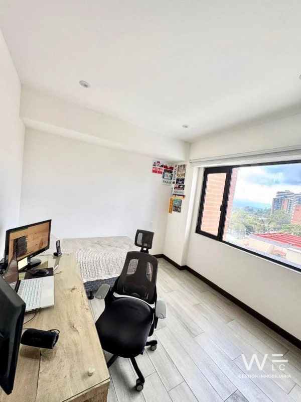 VENDO APARTAMENTO ZONA 14 - 15