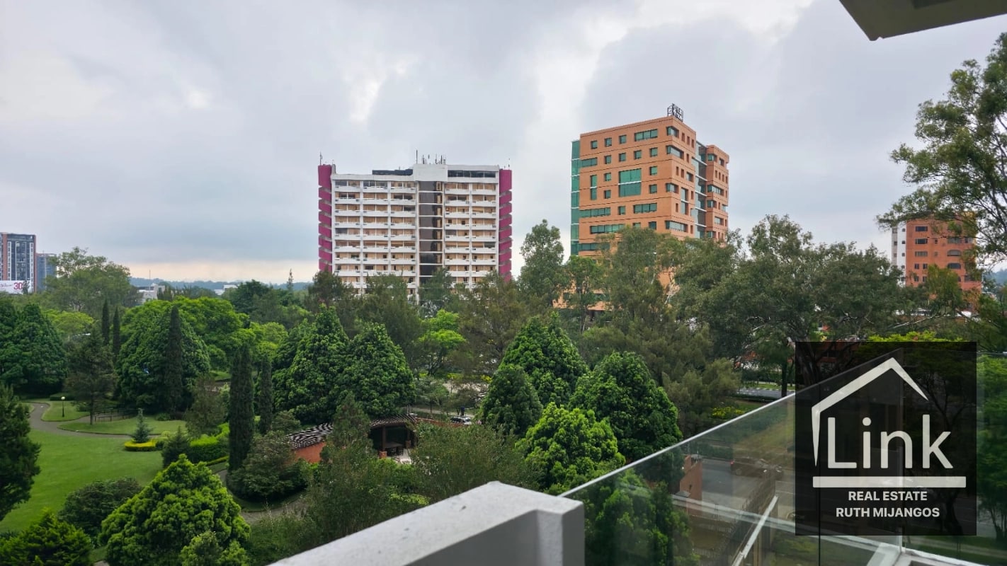 ALQUILER DE APARTAMENTO ZONA 14 PARQUE 14 - 10