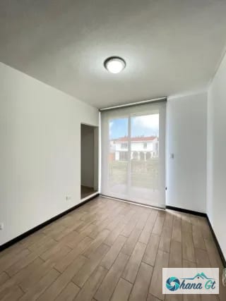 APARTAMENTO EN RENTA KM19.5 CARRETERA A FRAIJANES CAES — Apartamento en Alquiler en Carretera a El Salvador, Guatemala, Ciudad — miniatura 1 de 8