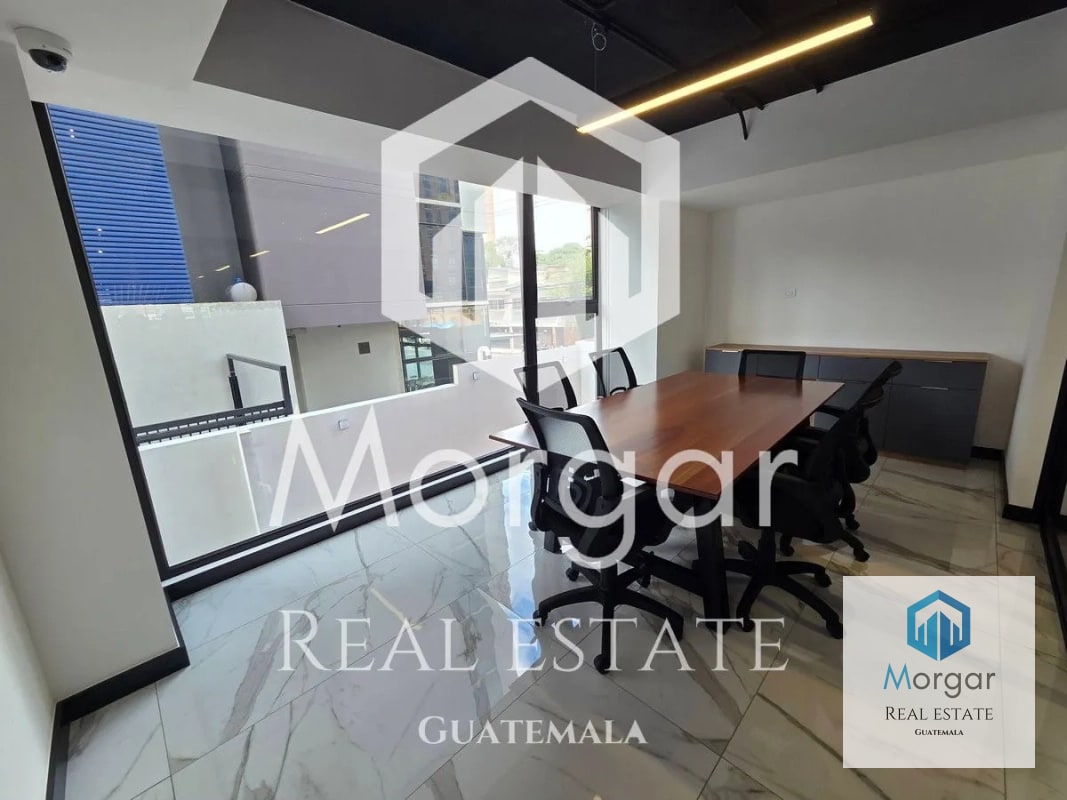Apartamento en Alquiler en Zona 10 de 2 Dormitorios en $908 - 2