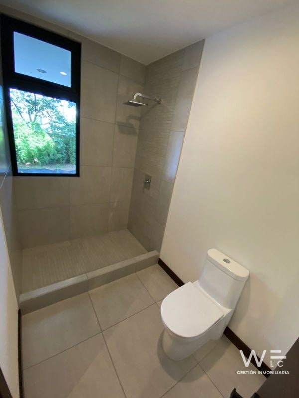 VENDO APARTAMENTO ZONA 16 - 8