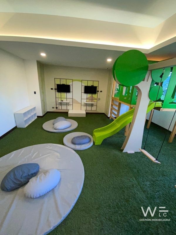VENDO APARTAMENTO ZONA 16 - 16