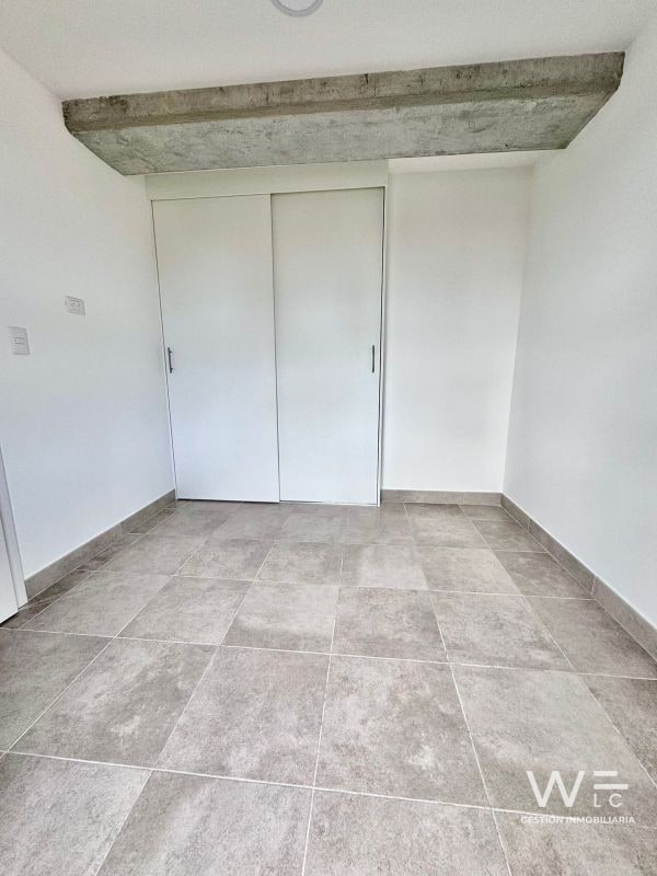 VENDO APARTAMENTO ZONA 10                  CODIGO: 1001-R-470 - 5