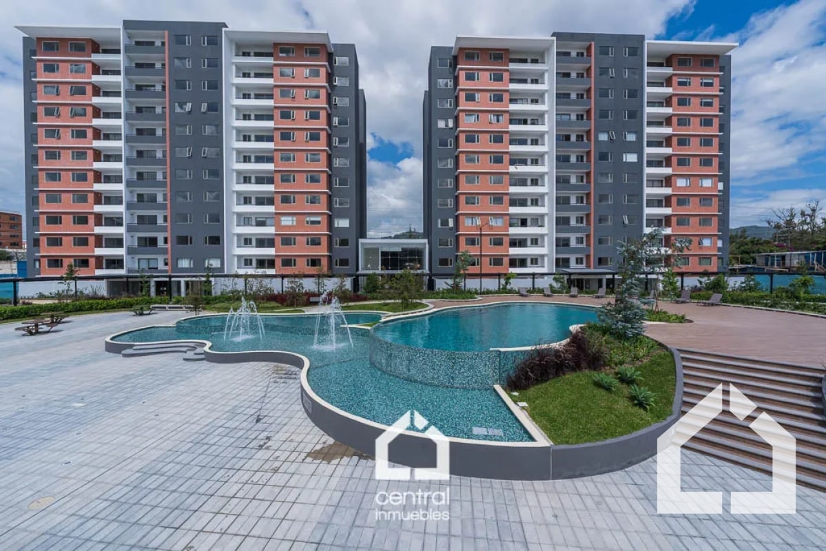 Amplio y moderno apartamento de 3 habitaciones en RENTA en Segheria zona 14 - 1