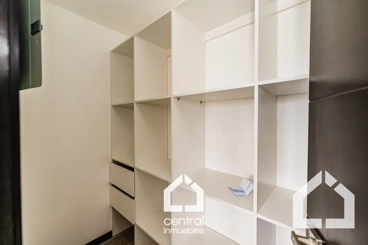 Amplio y moderno apartamento de 3 habitaciones en RENTA en Segheria zona 14 — Apartamento en Alquiler en Segheria, Zona 14, Guatemala, Ciudad — foto 10 de 12