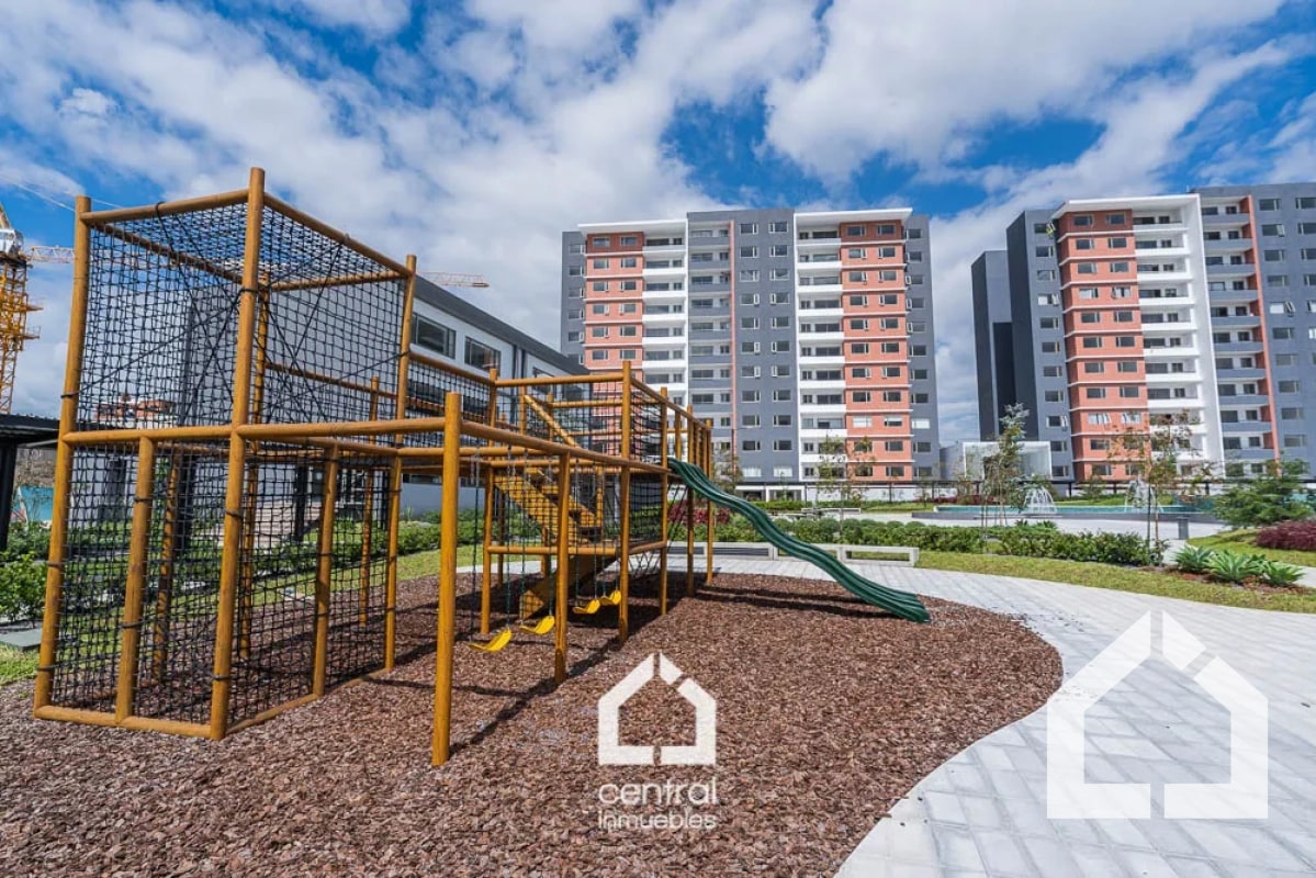 Amplio y moderno apartamento de 3 habitaciones en RENTA en Segheria zona 14 - 2