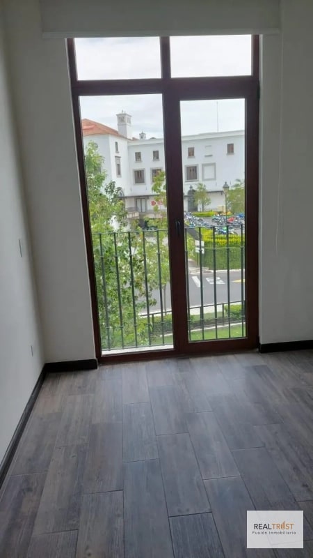 Renta Apartamento en Lirios de Cayala - 11