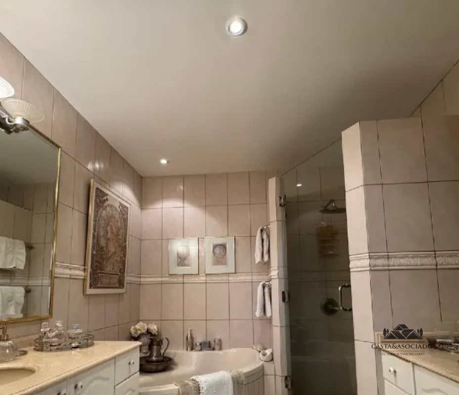 APARTAMENTO EN VENTA ZONA 10 - 5