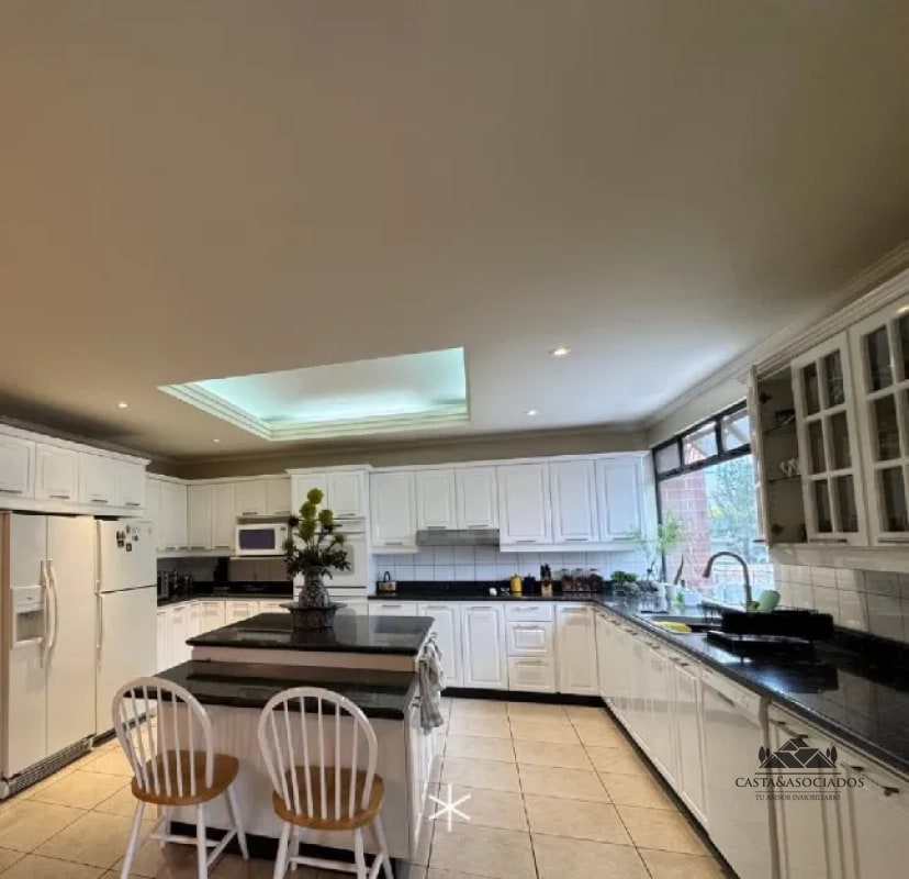 APARTAMENTO EN VENTA ZONA 10 - 3