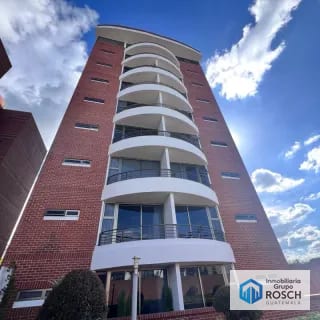 Apartamento en Torre Verde zona 15 — Apartamento en Venta en Torre Verde, Zona 15, Guatemala, Ciudad — miniatura 1 de 17