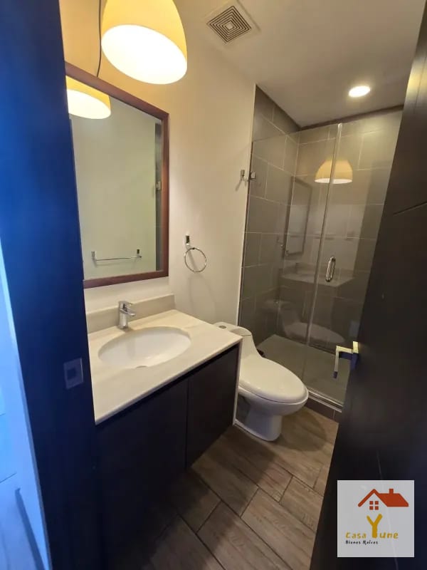 Apartamento en alquiler zona 10 amueblado Ferrara 10 — Apartamento en Alquiler en Zona Pradera, Zona 10, Guatemala, Ciudad — foto 12 de 14