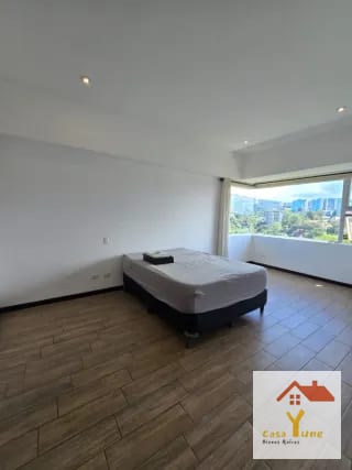 Apartamento en alquiler zona 10 amueblado Ferrara 10 — Apartamento en Alquiler en Zona Pradera, Zona 10, Guatemala, Ciudad — miniatura 4 de 14