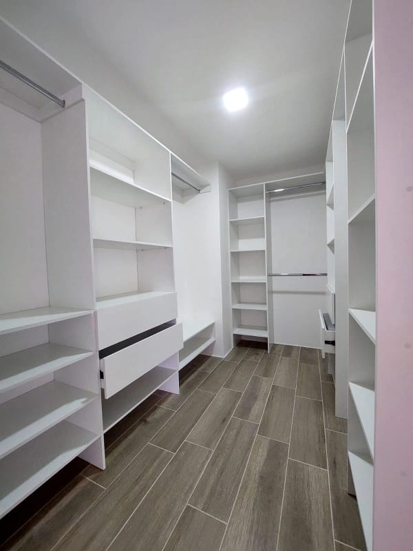Apartamento en Renta Segheria zona 14 — Apartamento en Alquiler en Segheria, Zona 14, Guatemala, Ciudad — foto 7 de 13