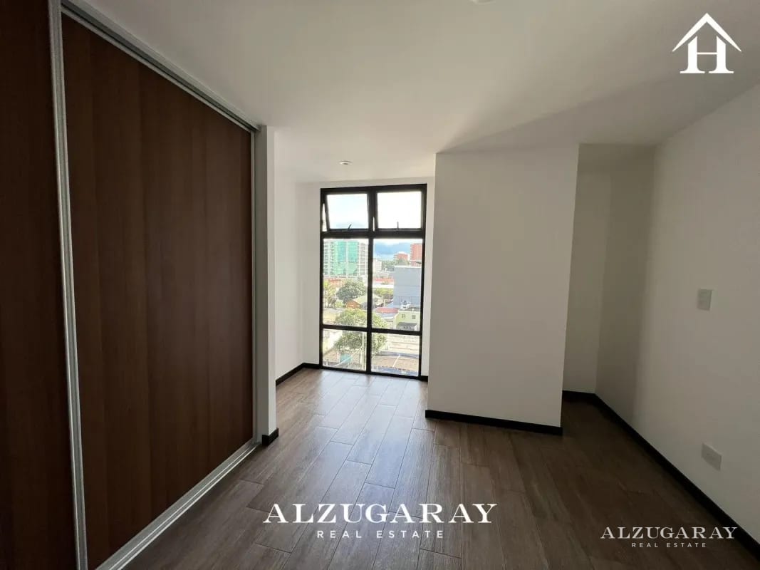 APTO NIVEL ALTO C/ VISTA 2 HAB. / EDIFICIO IQ10 Z.10 — Apartamento en Venta en Zona 10, Guatemala, Ciudad — foto 8 de 10