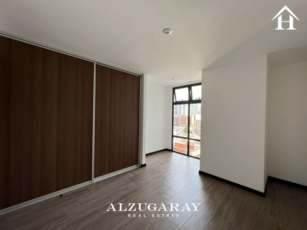 APTO NIVEL ALTO C/ VISTA	 2 HAB. / EDIFICIO IQ10 Z.10 — Apartamento en Venta en Zona 10, Guatemala, Ciudad — foto 7 de 10