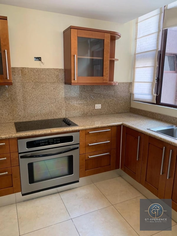 Lindo y amplio apartamento en venta en edificio zona 14 - 6