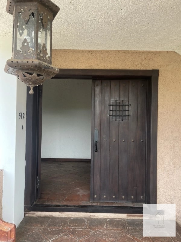 Apartamento grande en san Lázaro zona 15 - 17