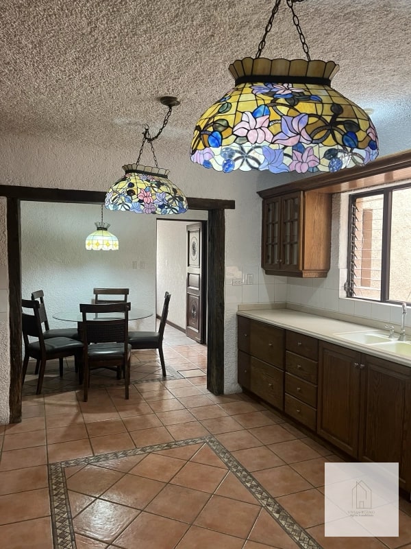 Apartamento grande en san Lázaro zona 15 - 11