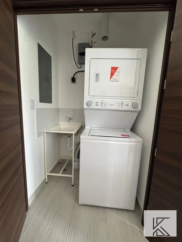 Moderno apartamento en Spazzio Residences – Vista Hermosa III, Zona 15 - 11