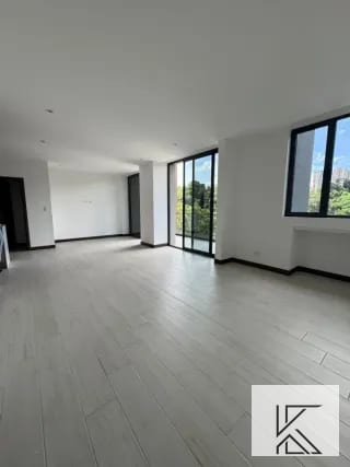 Moderno apartamento en Spazzio Residences – Vista Hermosa III, Zona 15 — Apartamento en Venta en Spazio, Zona 15, Guatemala, Ciudad — miniatura 3 de 12
