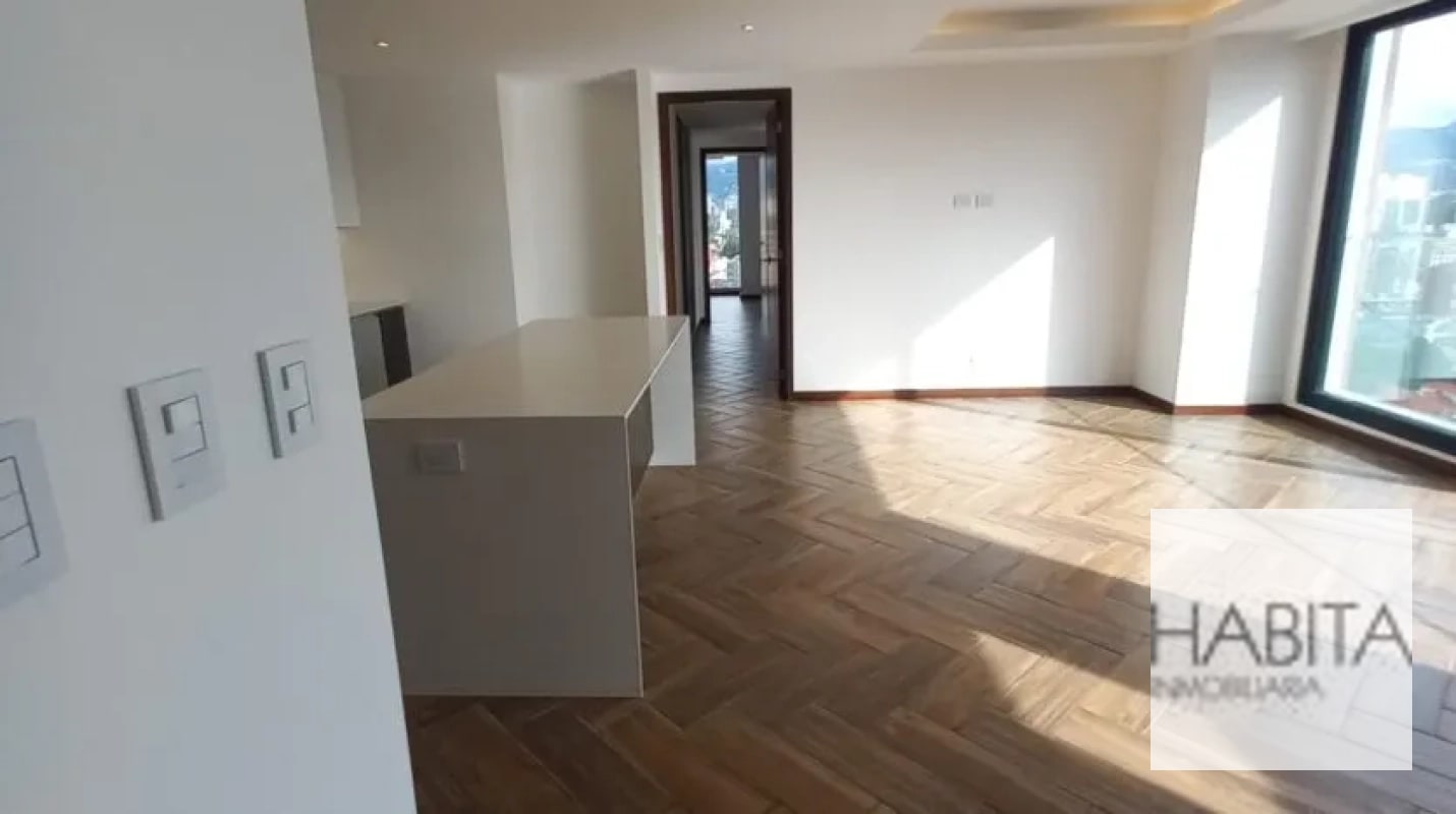 Apartamento en Venta y/o Renta zona 10 - 13
